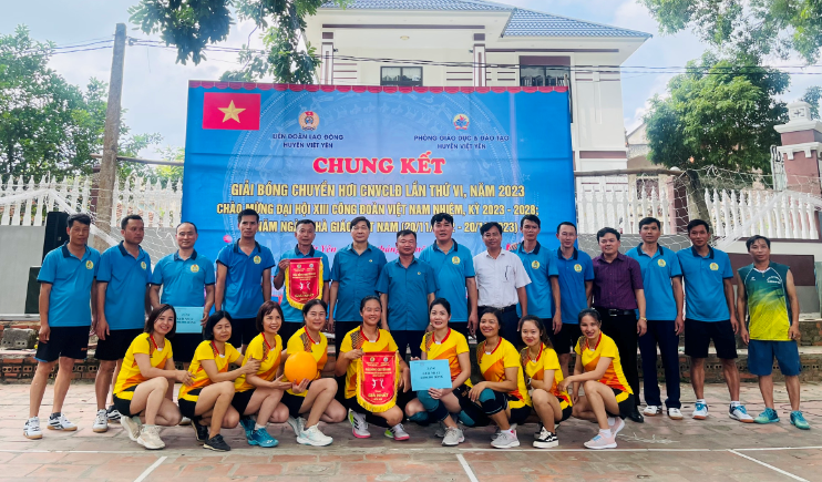 Trường Tiểu học Vân Trung giành giải Nhất cuộc thi Bóng chuyền hơi lần thứ VI